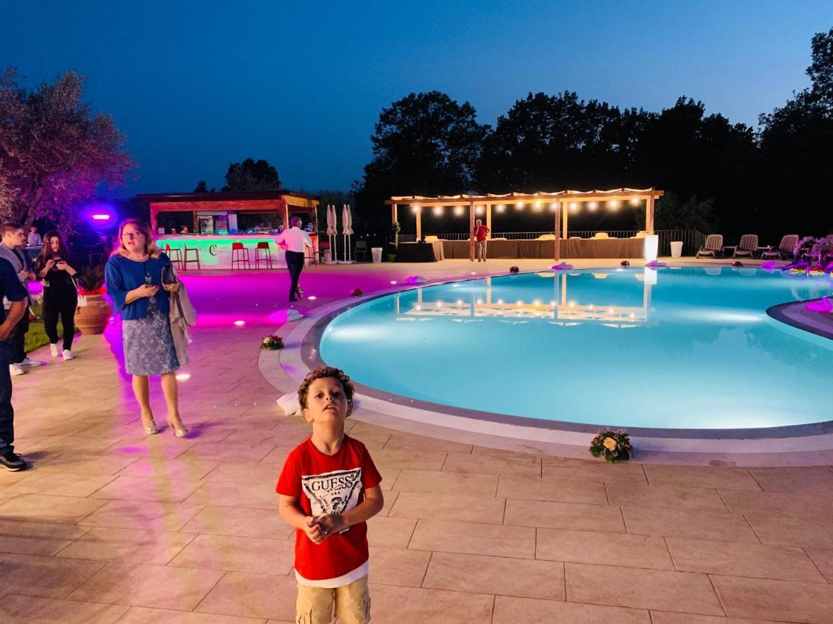 Agriturismo Il Castagneto Padula Exteriér fotografie