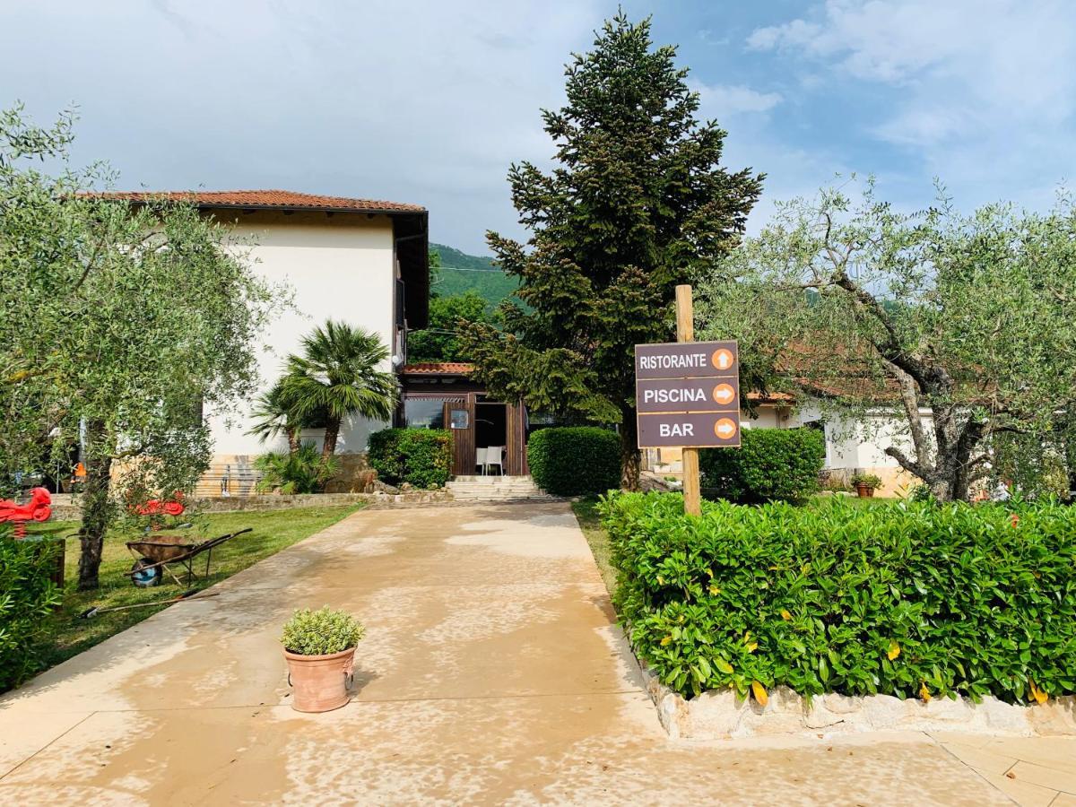 Agriturismo Il Castagneto Padula Exteriér fotografie