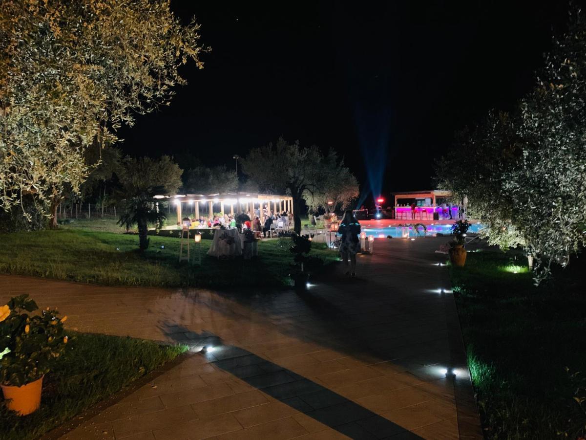 Agriturismo Il Castagneto Padula Exteriér fotografie