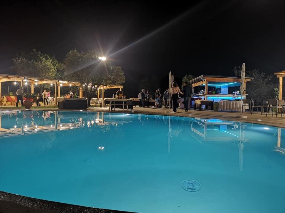 Agriturismo Il Castagneto Padula Exteriér fotografie