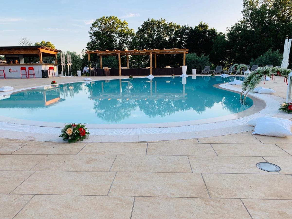 Agriturismo Il Castagneto Padula Exteriér fotografie