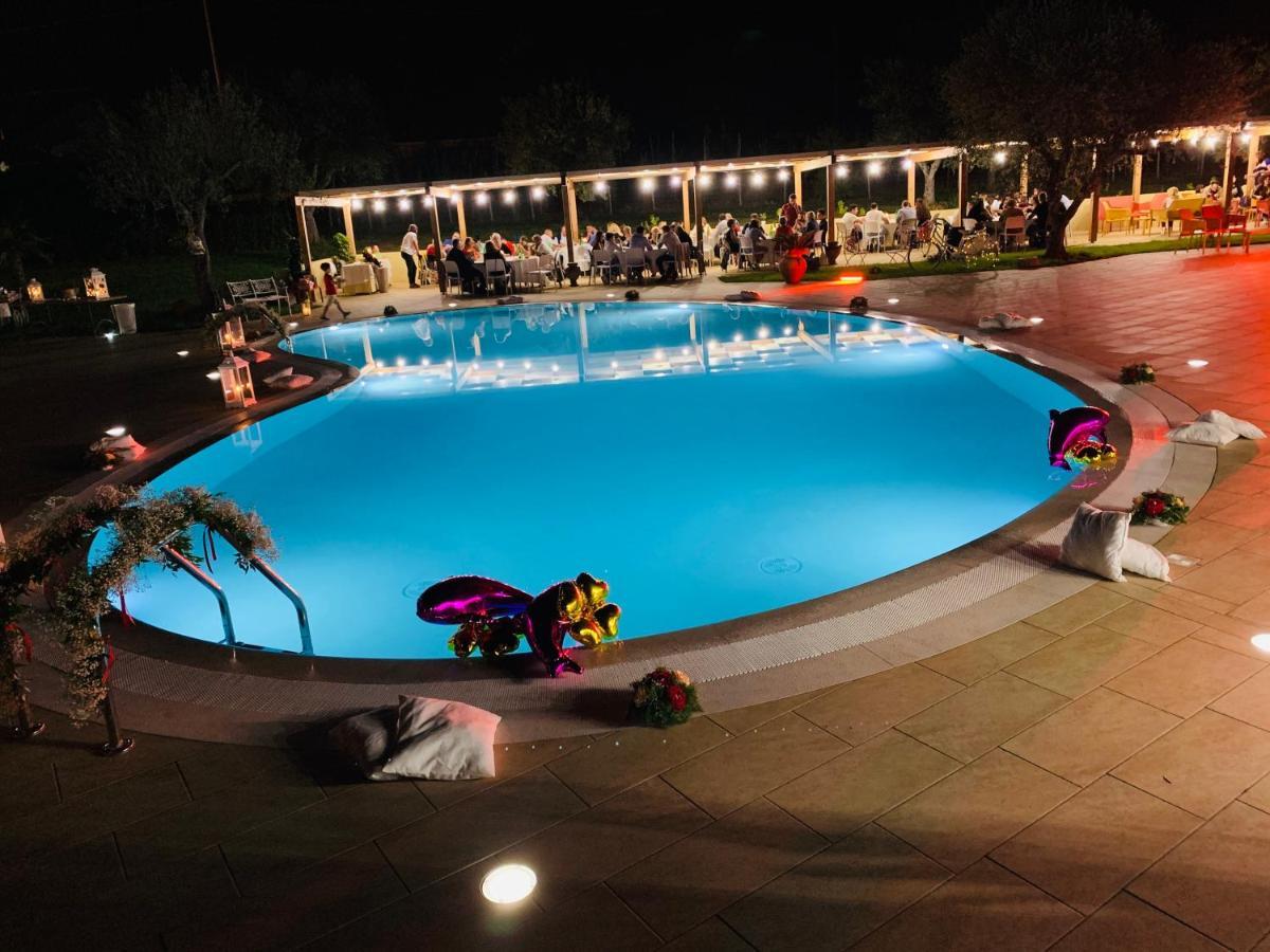 Agriturismo Il Castagneto Padula Exteriér fotografie