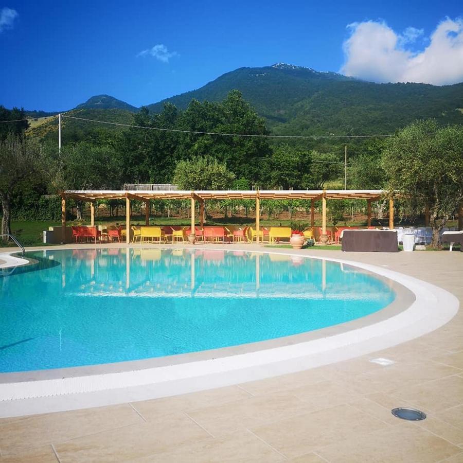 Agriturismo Il Castagneto Padula Exteriér fotografie