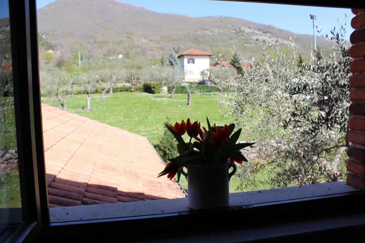 Agriturismo Il Castagneto Padula Exteriér fotografie