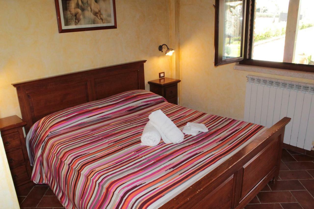Agriturismo Il Castagneto Padula Exteriér fotografie